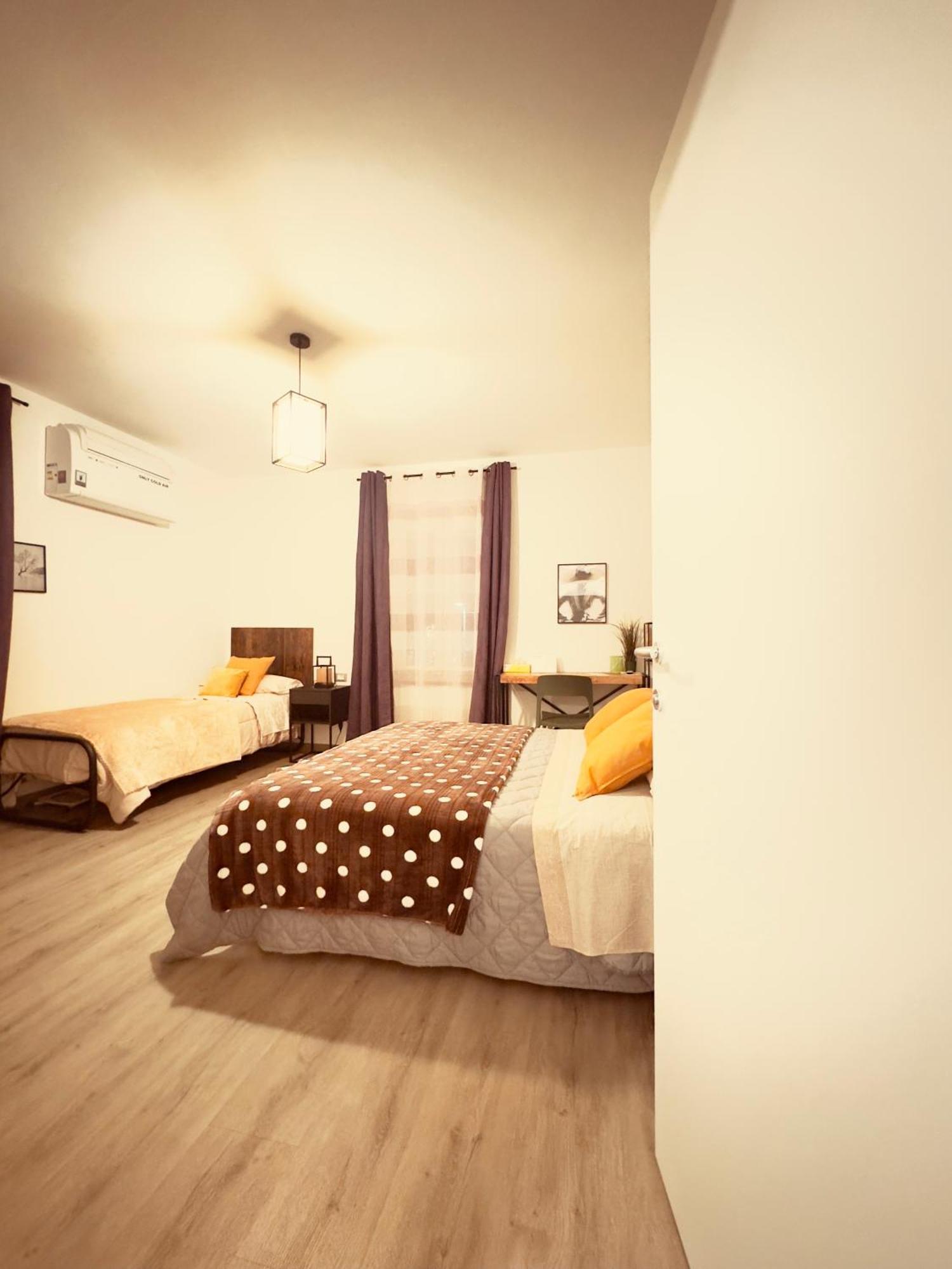 Smart Gold Apartment Luxury Central 贝尔加莫 外观 照片
